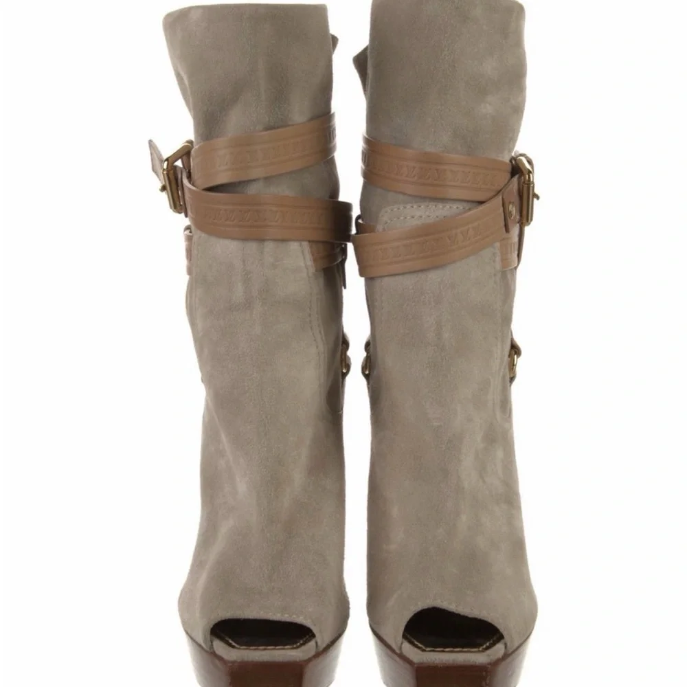 Louis Vuitton Beige Suede Heeled Boots - Picture 2 of 3